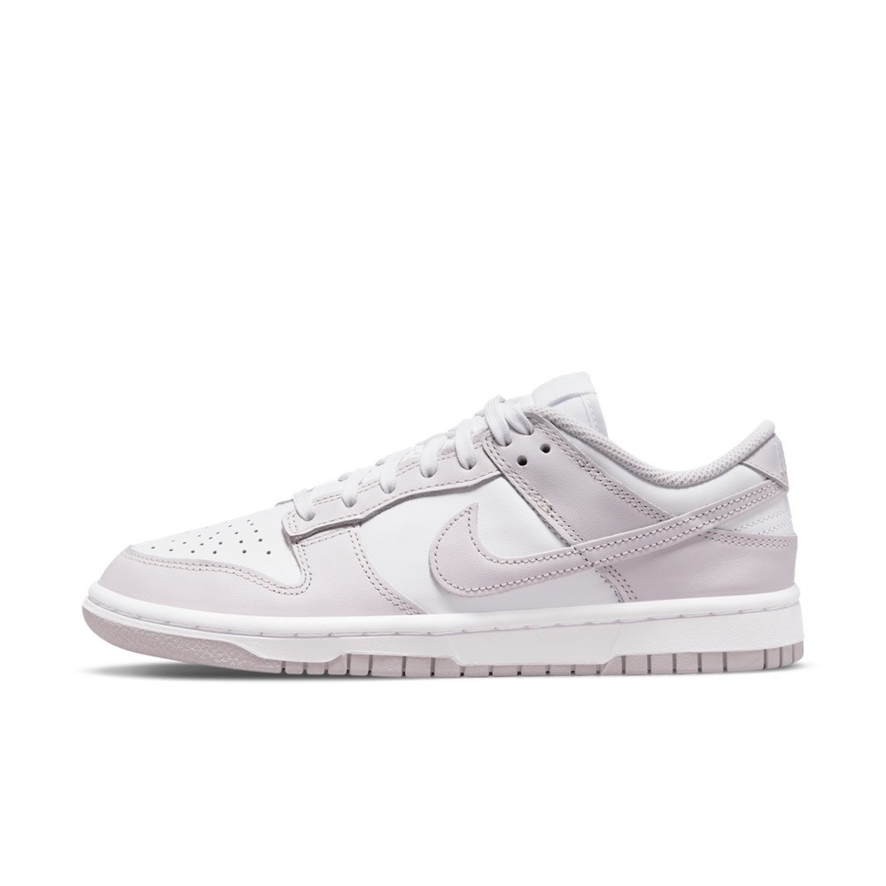 Dunk Low 'Venice' Athletic Sneakers Women's Size: 5.5